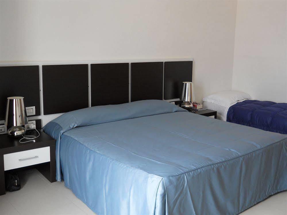 Buddi Hotel Platamona Exteriér fotografie